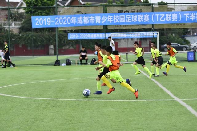 意甲-克里斯滕森乌龙 罗马0-2博洛尼亚降至第7