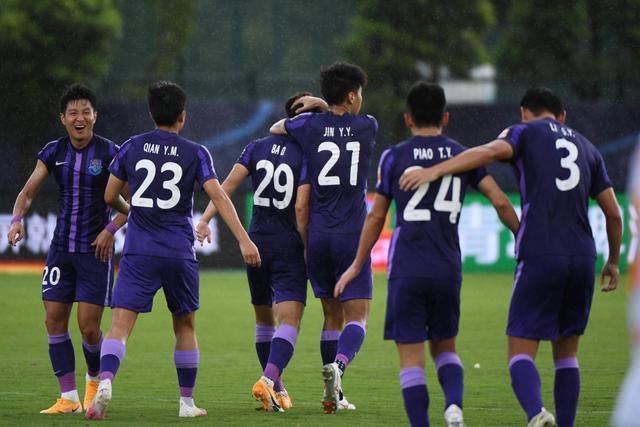 欧联杯-B费绝杀马奎尔失误 曼联2-1格拉斯哥流浪