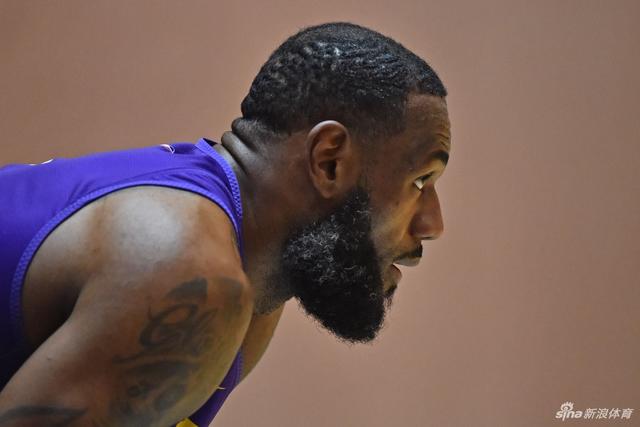 胡金秋17+16广厦逆转新疆 林崴26分同曦胜天津